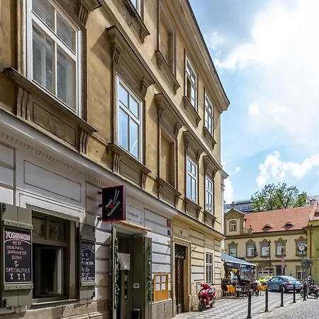 Royal Ramova * Praha